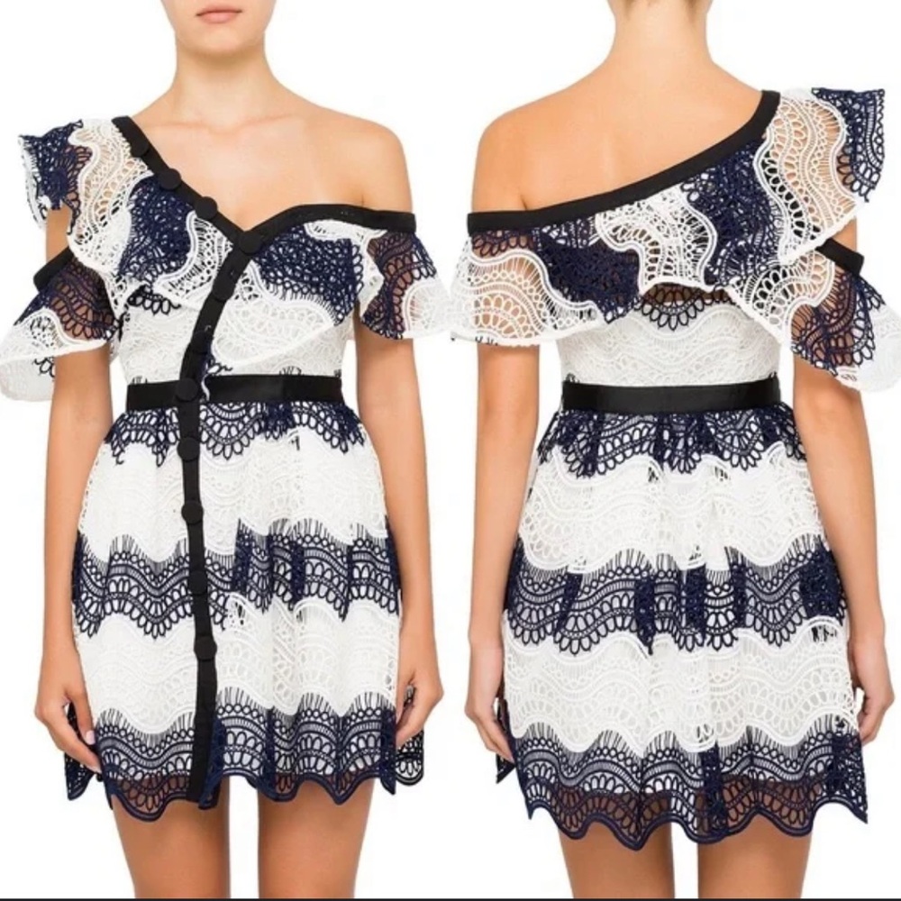 Elegant Black and White Lace Dress - Picture 2 of 5